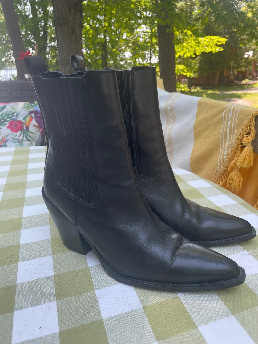 MNG MANGO COWBOY BOOTS CHELSEA PULL ONS LEATHER BLACK SZ 10